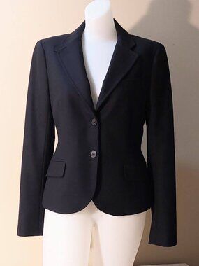 Theory Black Wool Fitted 2-Button Blazer w/Rounded corners & Notched Lapel Sz: 8